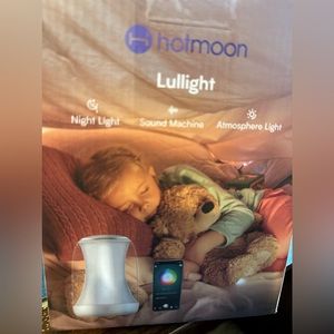 Hotmoon white noise machine. New in box.